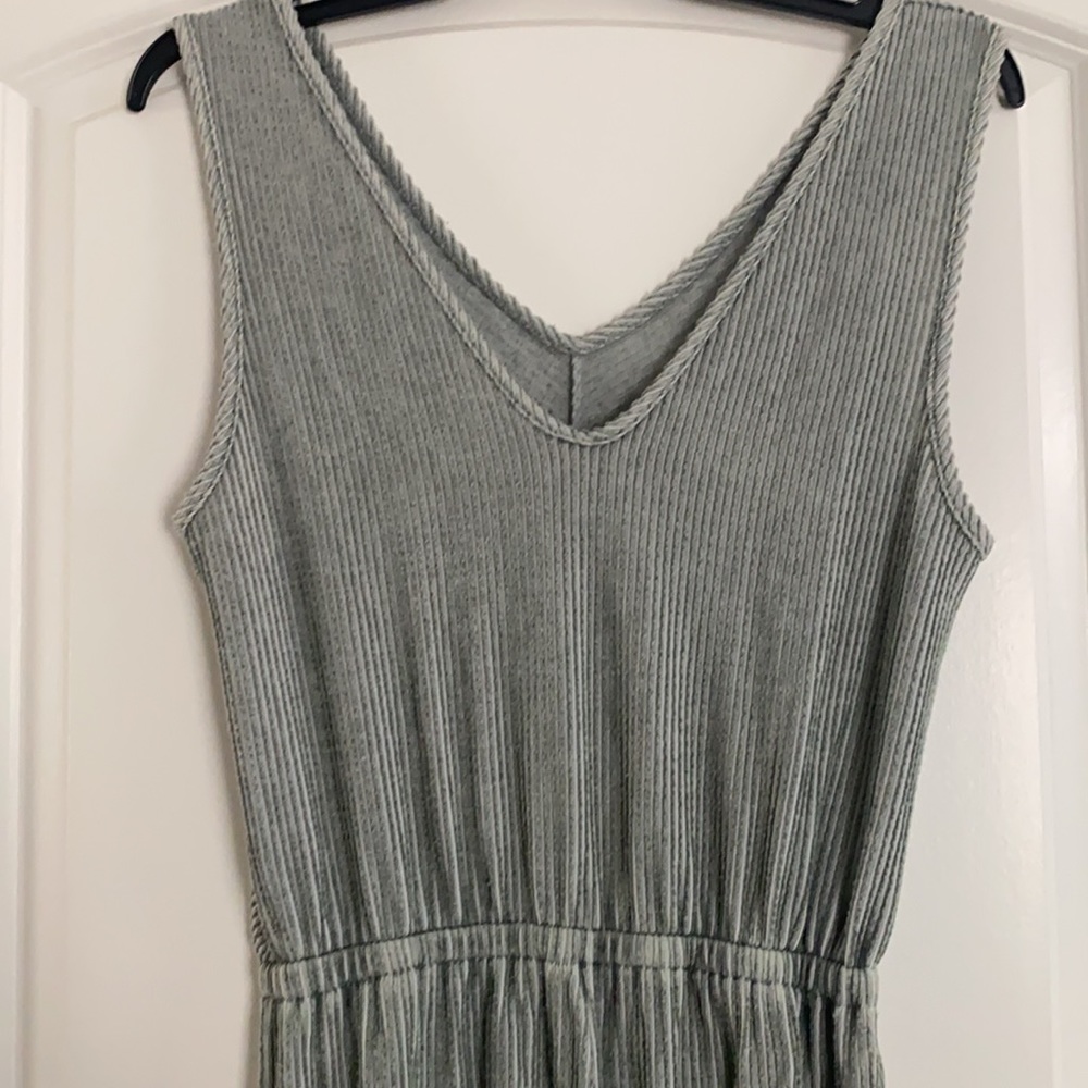 Jumpsuit - Picture 4 of 6